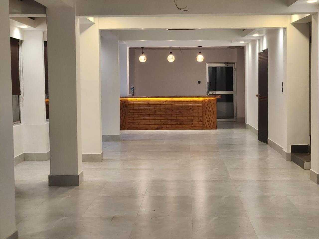Blue Angel Guest House 西隆 外观 照片