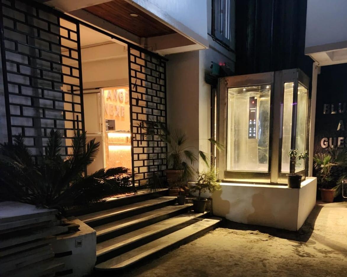 Blue Angel Guest House 西隆 外观 照片